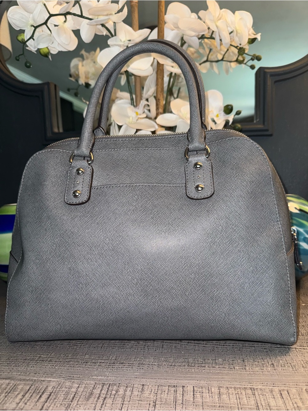 NWOT Michael Kors Gray Saffiano Leather Satchel Beautiful & Quality - Picture 2 of 4